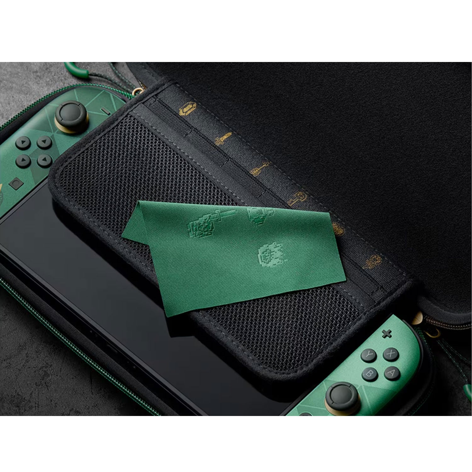 Nintendo Switch 2 Official Carrying Case & Screen Protector The Legend of Zelda 40th Anniversary Edition